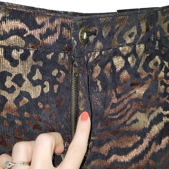 Eric Casual | NWT Women's Black and Gold Metallic Corduroy Leopard Pants - Picture 8 of 11